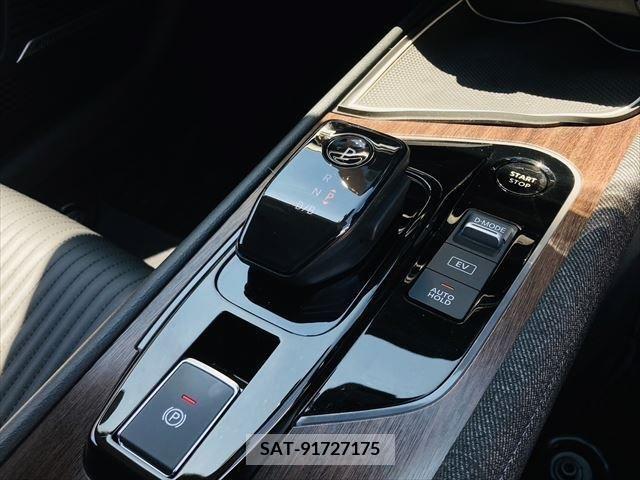 Nissan AURA 2022-01 292995-25