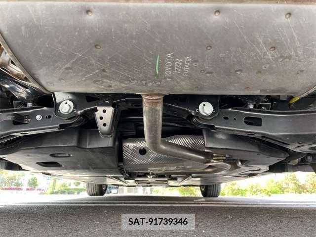 Toyota PRIUS 2017-12 281933-13