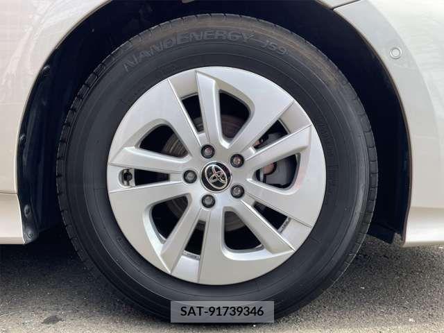 Toyota PRIUS 2017-12 281933-12