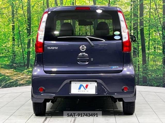 Nissan DAYZ 2015-04 266853-14