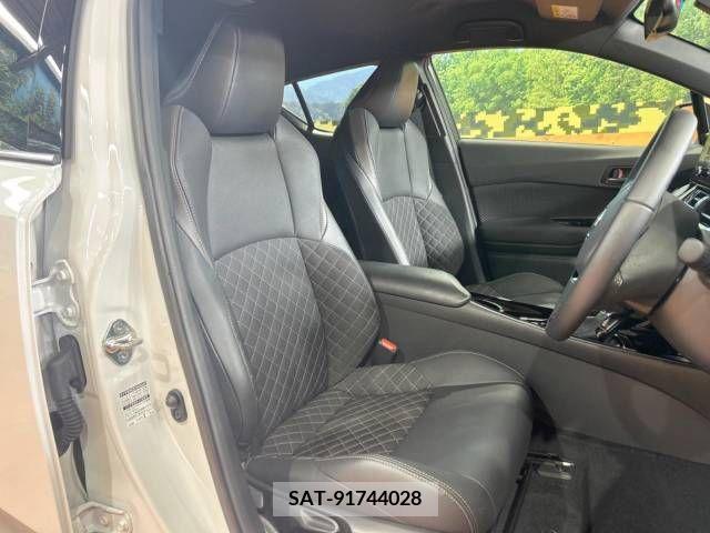 Toyota C-HR 2023-06 357766-8