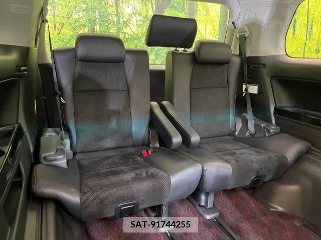 Toyota VELLFIRE 2013-03 380869-10