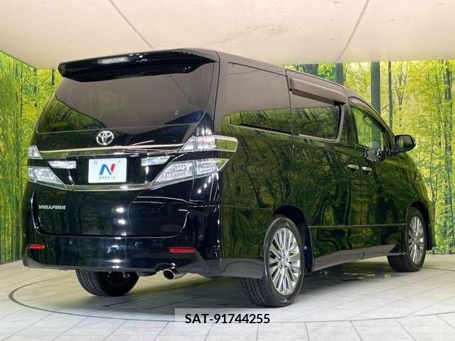 Toyota VELLFIRE 2013-03 380869-18