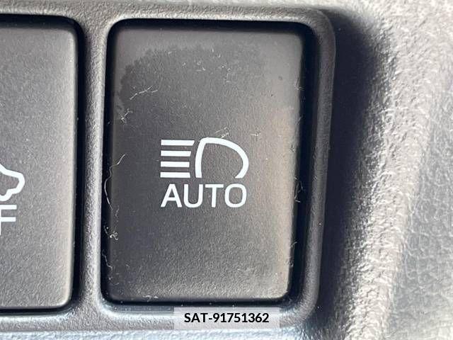 Toyota C-HR 2018-03 357864-5