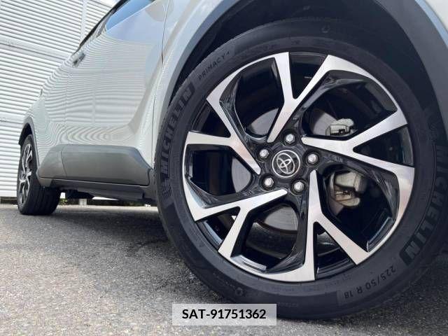 Toyota C-HR 2018-03 357864-13