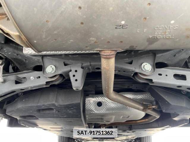 Toyota C-HR 2018-03 357864-16