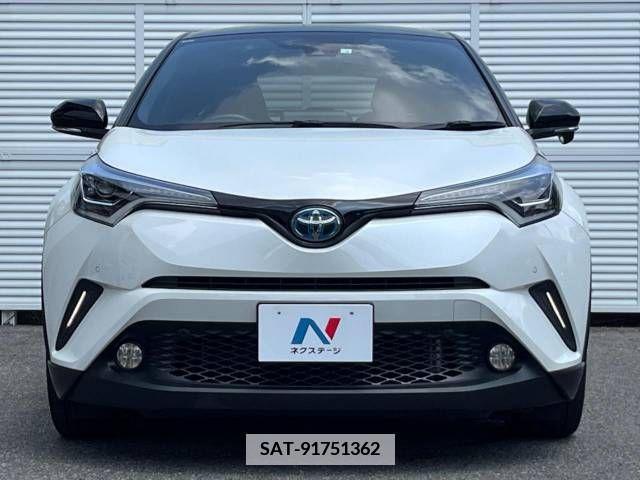 Toyota C-HR 2018-03 357864-14