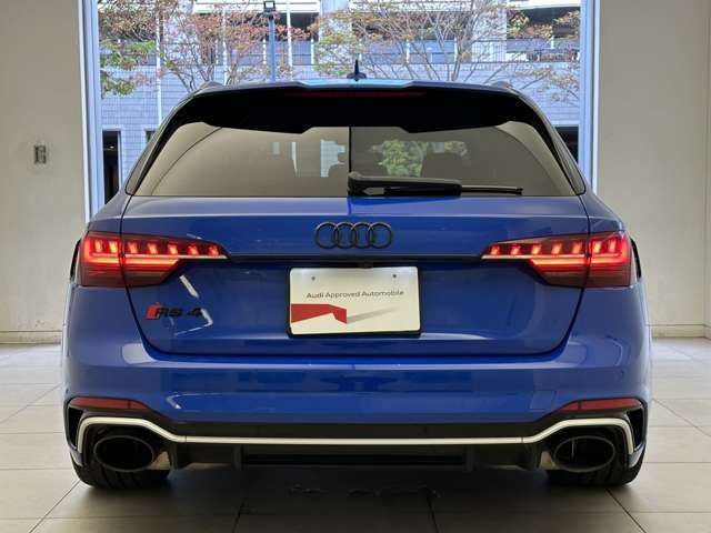 Audi RS4 2021-07 23013-3