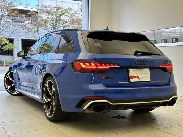Audi RS4 2021-07 23013-5