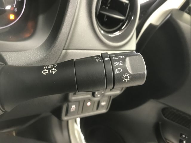 Nissan NOTE 2017-02 190670-20