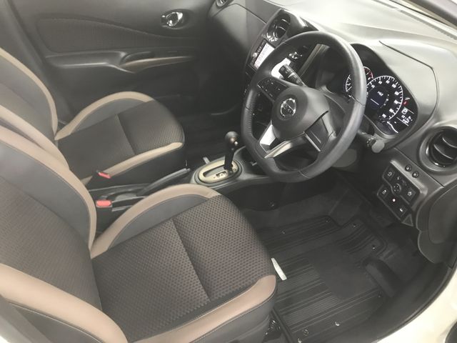 Nissan NOTE 2017-02 190670-1