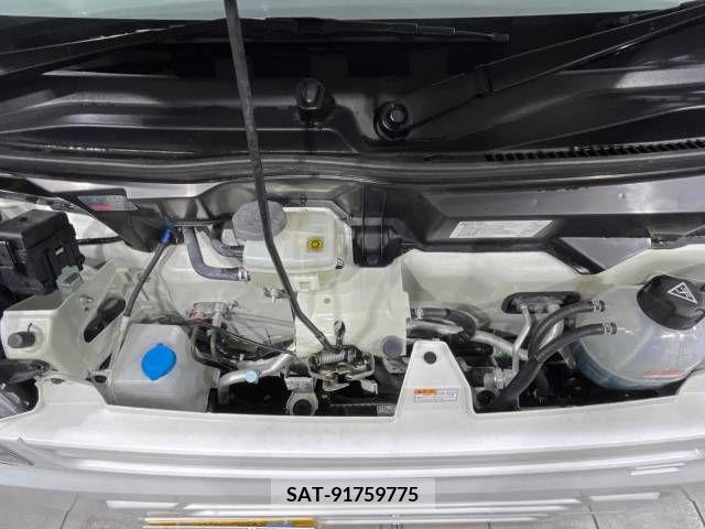 Suzuki EVERY 2022-01 301642-18