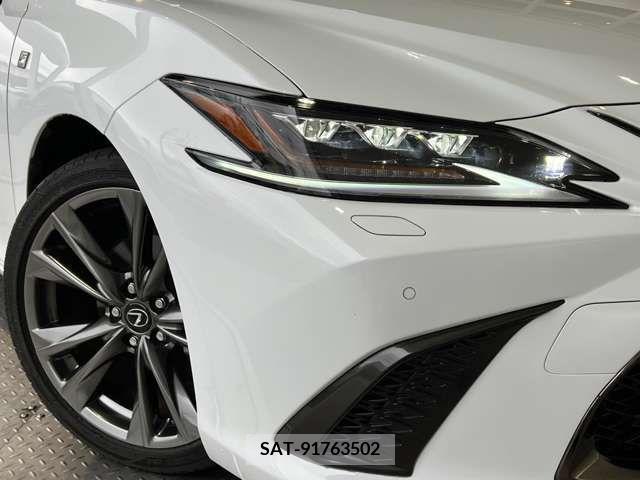 Lexus ES 2019-01 275291-3