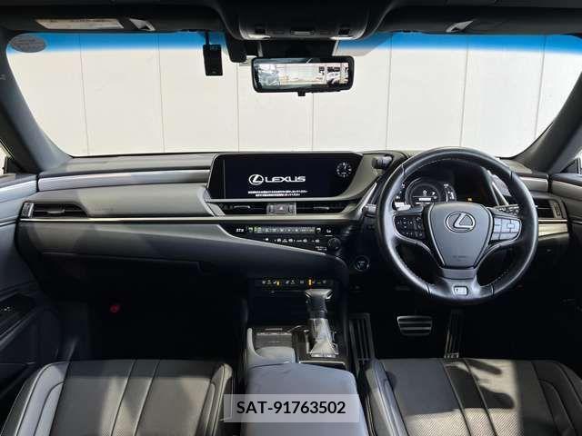 Lexus ES 2019-01 275291-1