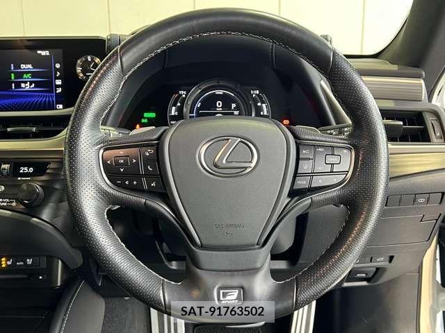 Lexus ES 2019-01 275291-5