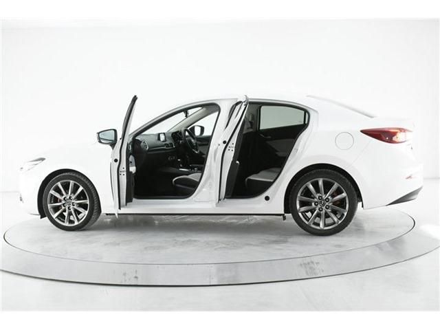 Mazda AXELA 2018-03 4697-5