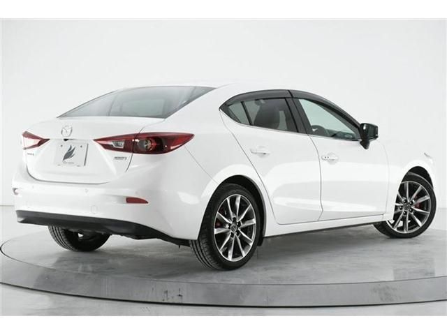 Mazda AXELA 2018-03 4697-2