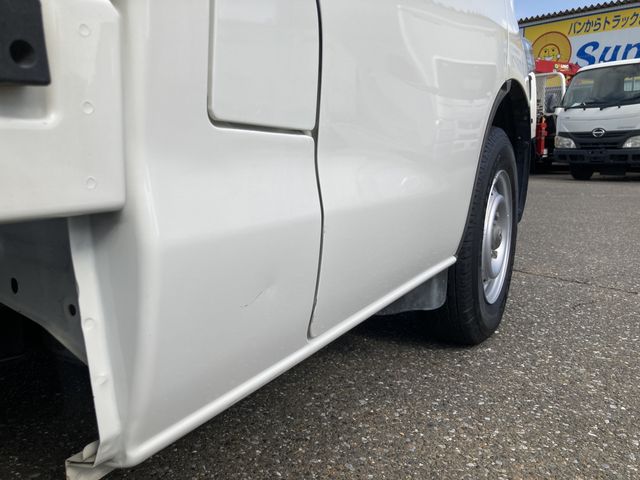 Toyota LITEACE TRUCK 2017-10 196326-16