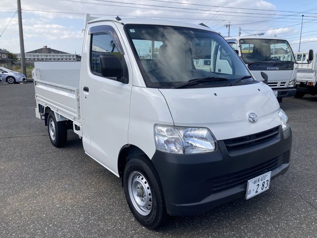 Toyota LITEACE TRUCK 2017-10 196326-0