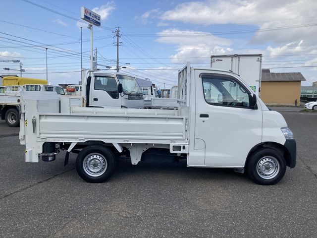 Toyota LITEACE TRUCK 2017-10 196326-5