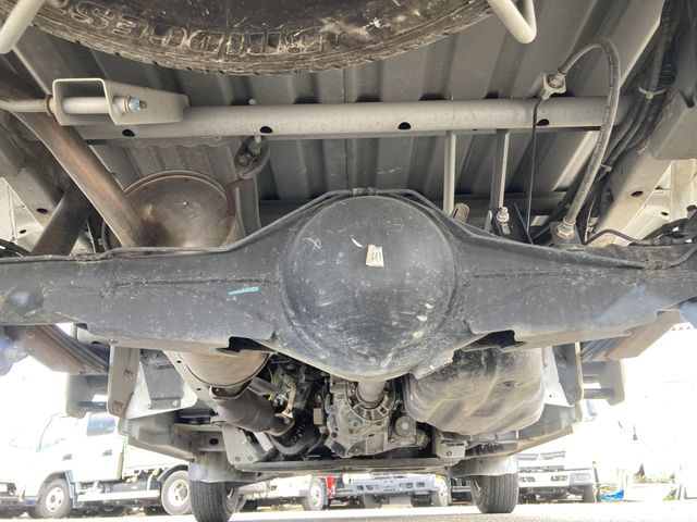 Toyota LITEACE TRUCK 2017-10 196326-19