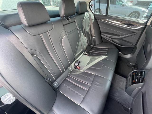 Bmw 5 SERIES 2017-11 9220-15
