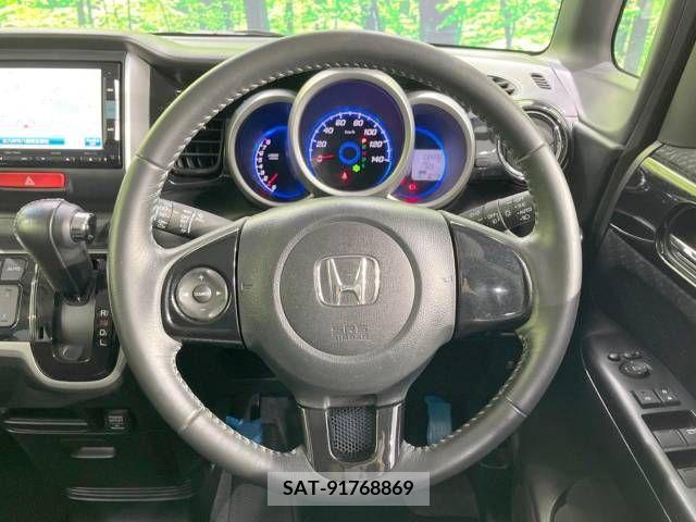 Honda N BOX CUSTOM 2013-11 306516-11