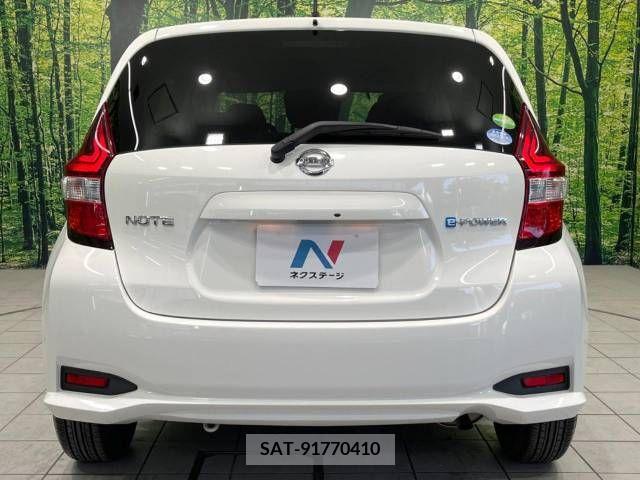 Nissan NOTE 2017-03 279984-15