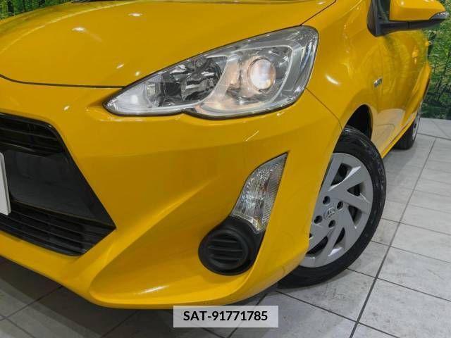 Toyota AQUA 2015-01 356176-12