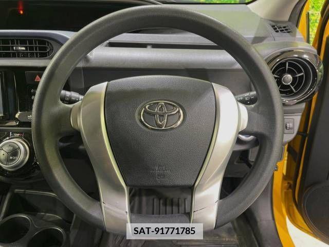 Toyota AQUA 2015-01 356176-11