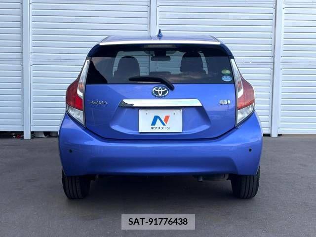 Toyota AQUA 2015-12 385946-9