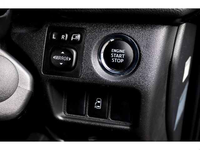 Toyota HIACE WAGON 2014-01 182152-19