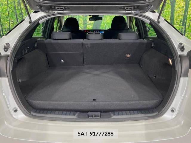 Toyota PRIUS PHV 2021-06 217582-10