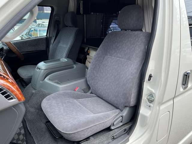 Toyota HIACE WAGON 2010-04 22628-3