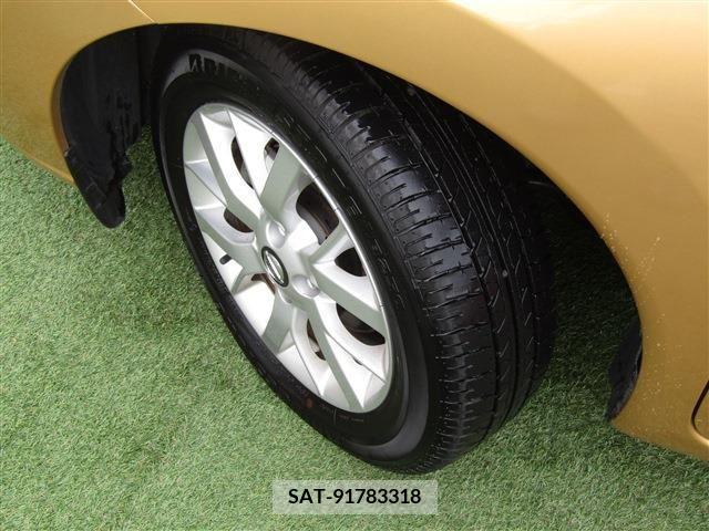 Nissan NOTE 2019-05 305467-9