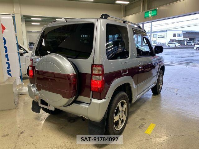 Mitsubishi PAJERO MINI 2010-11 207428-4