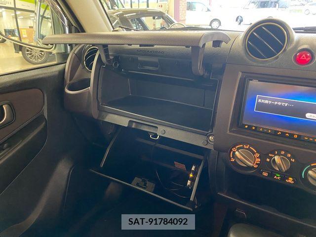 Mitsubishi PAJERO MINI 2010-11 207428-9