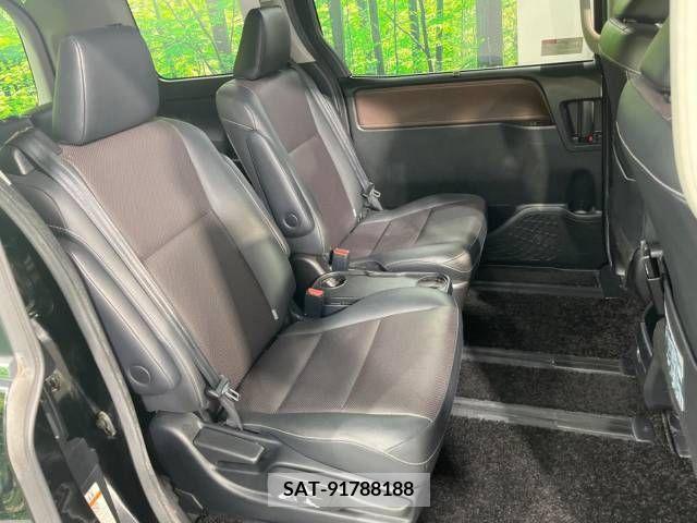Toyota ESQUIRE 2015-11 385620-16