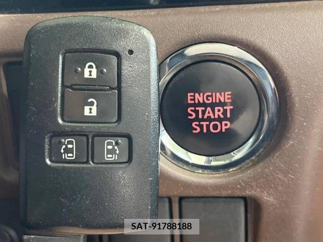 Toyota ESQUIRE 2015-11 385620-13