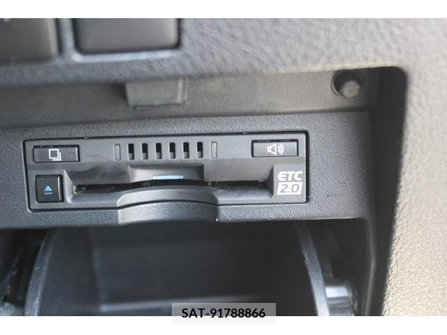 Toyota ALPHARD 2018-04 259206-3