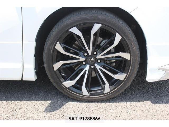 Toyota ALPHARD 2018-04 259206-8