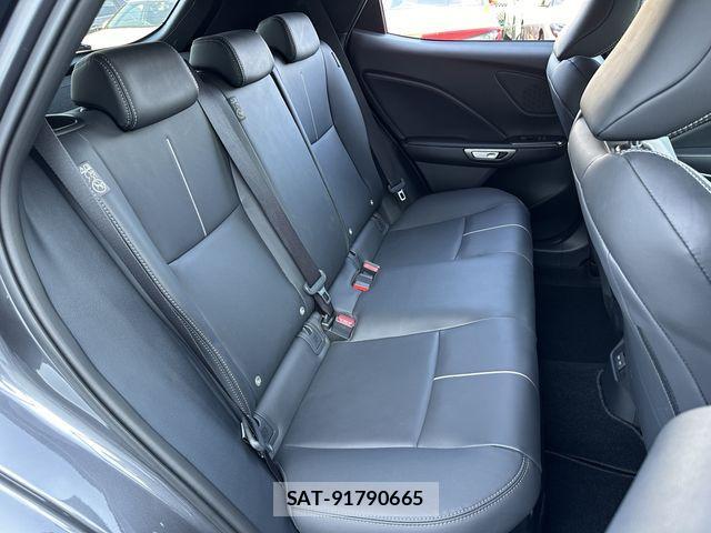 Lexus LBX 2024-05 429045-14