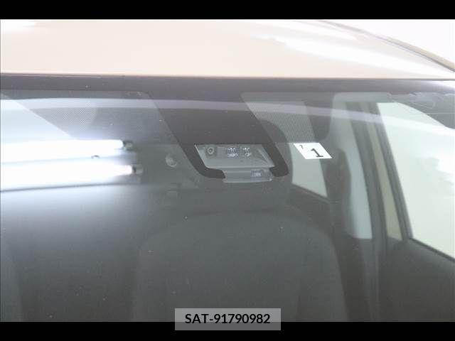 Toyota SIENTA 2022-01 350996-24