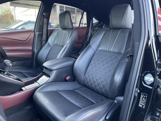 Toyota HARRIER 2018-10 186791-21