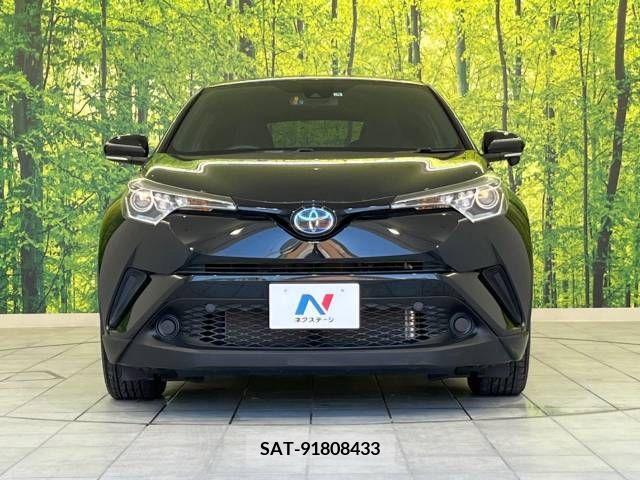 Toyota C-HR 2017-06 264071-14
