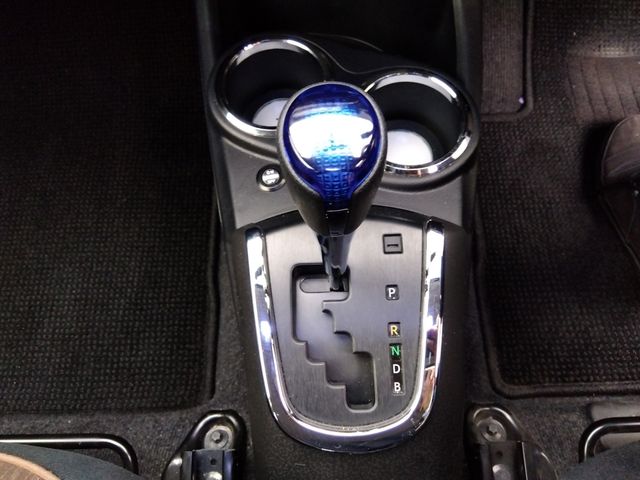 Toyota AQUA 2012-10 186943-14