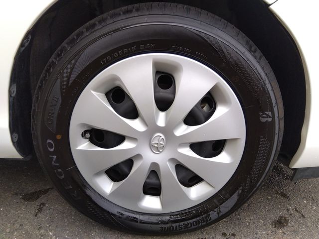 Toyota AQUA 2012-10 186943-7