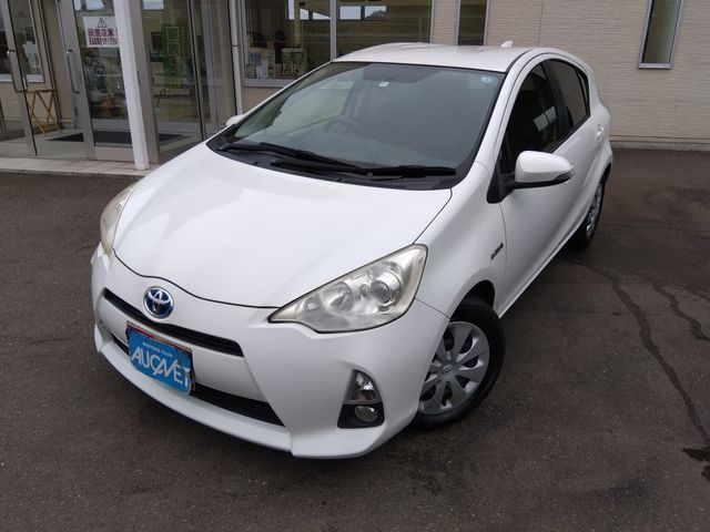 Toyota AQUA 2012-10 186943-0