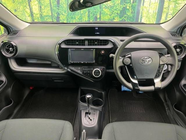 Toyota AQUA 2018-10 187190-1