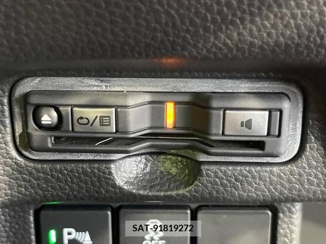 Honda N BOX CUSTOM 2021-07 279196-7